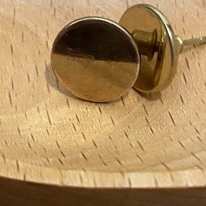 flat gold circle studs